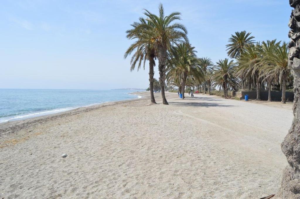 Apartamento Las Palmerillas-Residencial Torrequebrada Roquetas de Mar Bagian luar foto